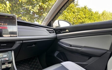 Volkswagen Bora, 2023 год, 1 390 017 рублей, 14 фотография