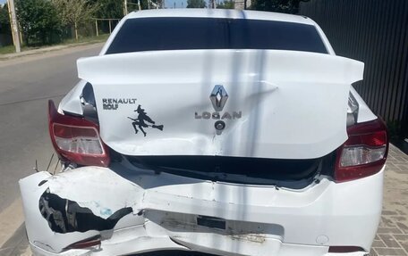 Renault Logan II, 2015 год, 450 000 рублей, 3 фотография