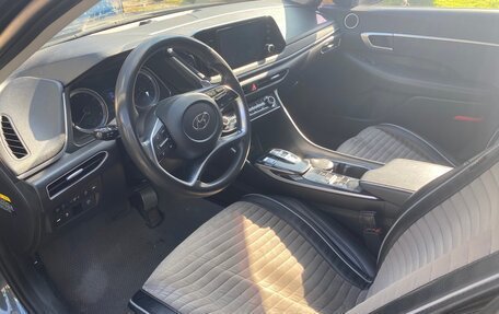 Hyundai Sonata VIII, 2019 год, 2 300 000 рублей, 9 фотография