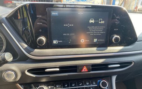 Hyundai Sonata VIII, 2019 год, 2 300 000 рублей, 16 фотография