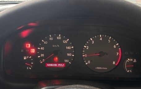 Nissan Bluebird XI, 2001 год, 290 000 рублей, 8 фотография