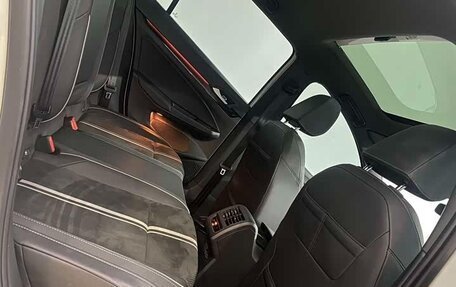 Volkswagen Golf VIII, 2022 год, 1 680 000 рублей, 14 фотография