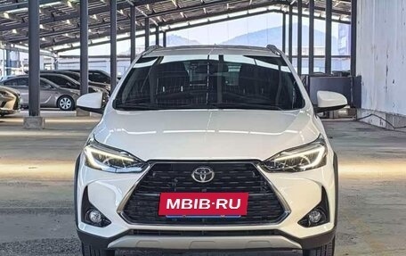 Toyota Yaris XP150 рестайлинг, 2023 год, 1 050 000 рублей, 2 фотография