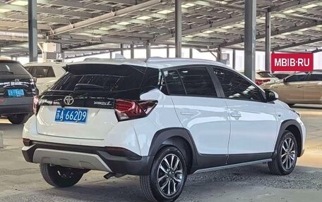 Toyota Yaris XP150 рестайлинг, 2023 год, 1 050 000 рублей, 5 фотография
