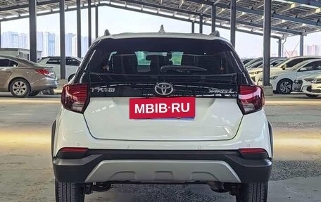 Toyota Yaris XP150 рестайлинг, 2023 год, 1 050 000 рублей, 7 фотография