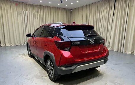 Toyota Yaris XP150 рестайлинг, 2023 год, 1 067 000 рублей, 4 фотография