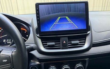 Toyota Yaris XP150 рестайлинг, 2023 год, 1 067 000 рублей, 13 фотография