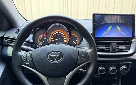 Toyota Yaris XP150 рестайлинг, 2023 год, 1 067 000 рублей, 11 фотография