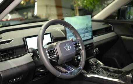 Toyota RAV4, 2026 год, 4 499 000 рублей, 8 фотография