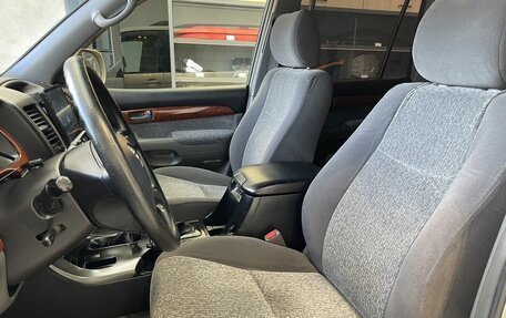 Toyota Land Cruiser Prado 120 рестайлинг, 2008 год, 1 830 000 рублей, 8 фотография