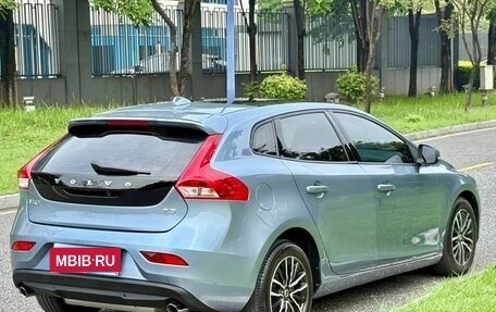 Volvo V40 II рестайлинг, 2018 год, 1 450 000 рублей, 8 фотография