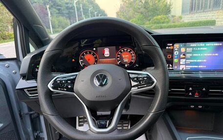 Volkswagen Golf VIII, 2022 год, 2 092 000 рублей, 10 фотография