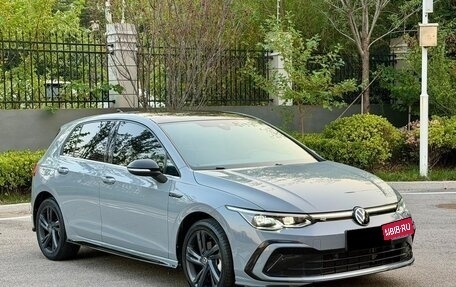 Volkswagen Golf VIII, 2022 год, 2 092 000 рублей, 3 фотография