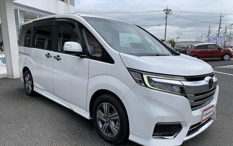 Honda Stepwgn IV, 2022 год, 2 000 111 рублей, 2 фотография