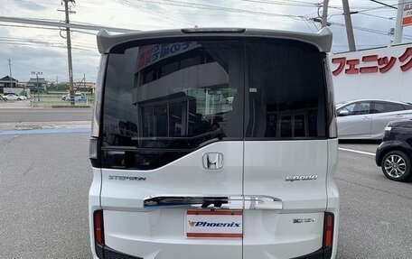Honda Stepwgn IV, 2022 год, 2 000 111 рублей, 21 фотография