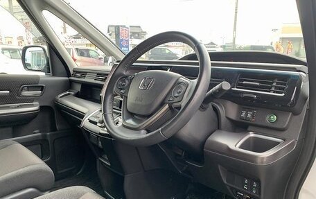 Honda Stepwgn IV, 2022 год, 2 000 111 рублей, 28 фотография