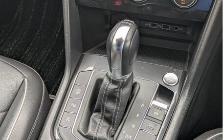 Volkswagen Tiguan II, 2020 год, 2 590 000 рублей, 16 фотография
