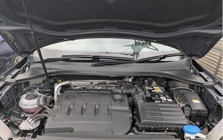 Volkswagen Tiguan II, 2020 год, 2 590 000 рублей, 22 фотография