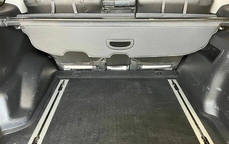 Toyota Land Cruiser Prado 150 рестайлинг 2, 2022 год, 5 990 000 рублей, 7 фотография