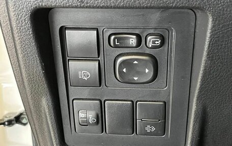 Toyota Land Cruiser Prado 150 рестайлинг 2, 2022 год, 5 990 000 рублей, 21 фотография
