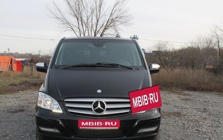 Mercedes-Benz Viano, 2011 год, 2 100 000 рублей, 2 фотография