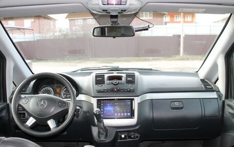 Mercedes-Benz Viano, 2011 год, 2 100 000 рублей, 15 фотография
