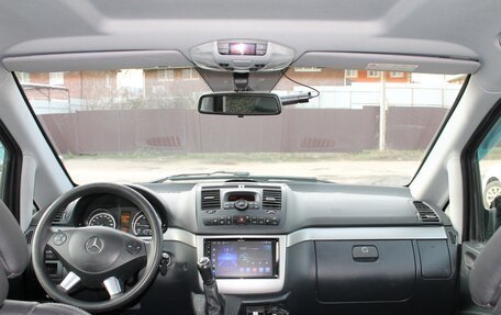 Mercedes-Benz Viano, 2011 год, 2 100 000 рублей, 16 фотография