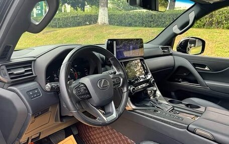 Lexus LX, 2023 год, 14 500 099 рублей, 5 фотография