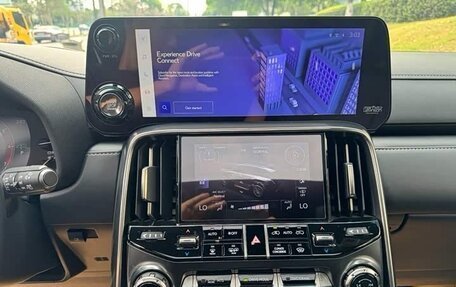 Lexus LX, 2023 год, 14 500 099 рублей, 8 фотография
