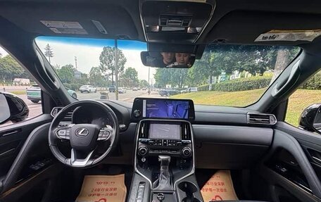 Lexus LX, 2023 год, 14 500 099 рублей, 11 фотография