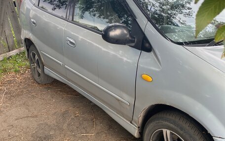 Nissan Tino, 1999 год, 200 000 рублей, 2 фотография