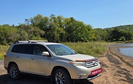 Toyota Highlander III, 2012 год, 2 400 000 рублей, 7 фотография