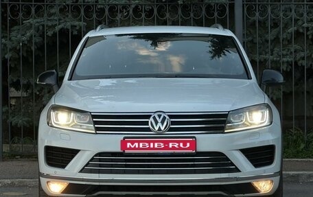 Volkswagen Touareg III, 2018 год, 3 200 000 рублей, 3 фотография