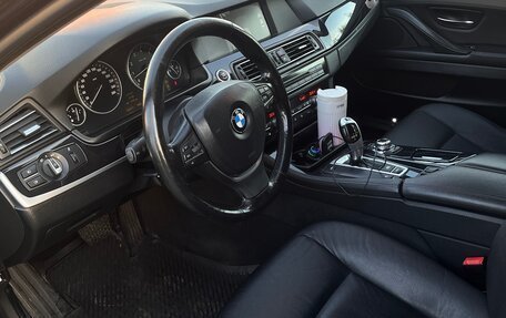 BMW 5 серия, 2010 год, 1 500 000 рублей, 17 фотография
