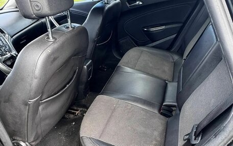 Opel Astra J, 2011 год, 380 000 рублей, 2 фотография