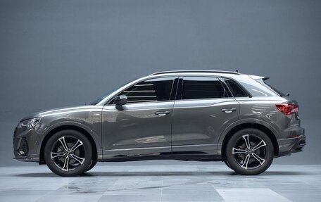 Audi Q3, 2022 год, 1 980 000 рублей, 4 фотография
