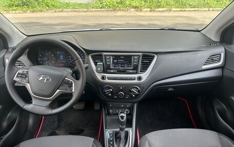 Hyundai Solaris II рестайлинг, 2017 год, 1 270 000 рублей, 5 фотография