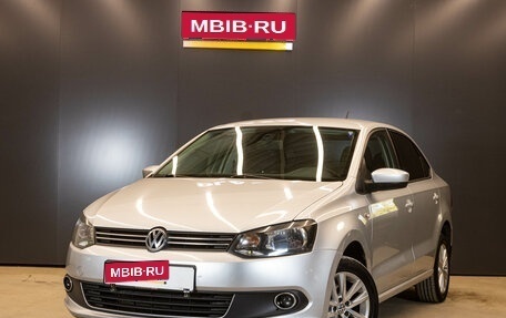 Volkswagen Polo VI (EU Market), 2013 год, 700 000 рублей, 1 фотография