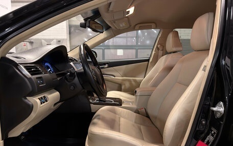 Toyota Camry, 2015 год, 1 899 000 рублей, 14 фотография
