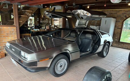 DeLorean DMC-12, 1982 год, 8 000 000 рублей, 1 фотография