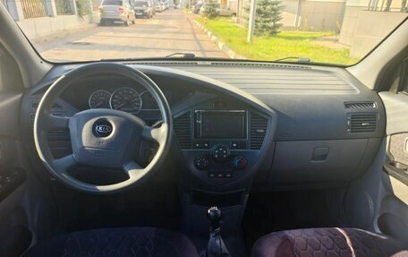 KIA Carens I (RS), 2005 год, 302 000 рублей, 10 фотография