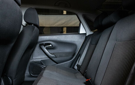 Volkswagen Polo VI (EU Market), 2013 год, 700 000 рублей, 10 фотография