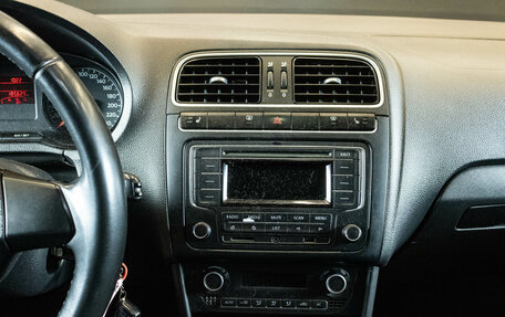 Volkswagen Polo VI (EU Market), 2013 год, 700 000 рублей, 7 фотография