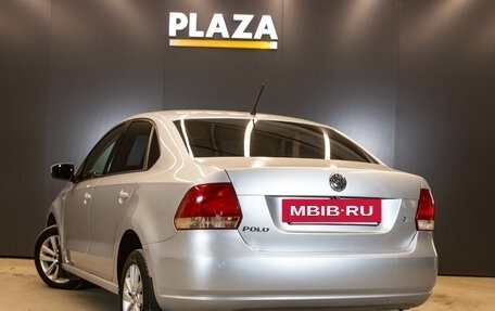 Volkswagen Polo VI (EU Market), 2013 год, 700 000 рублей, 3 фотография