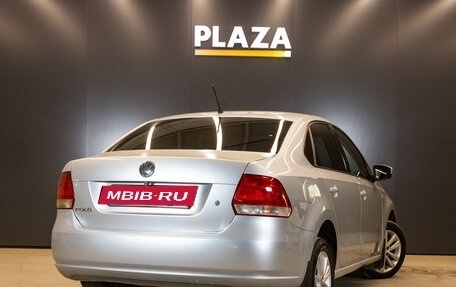 Volkswagen Polo VI (EU Market), 2013 год, 700 000 рублей, 4 фотография