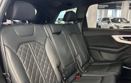 Audi Q7, 2022 год, 7 990 000 рублей, 18 фотография
