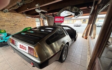 DeLorean DMC-12, 1982 год, 8 000 000 рублей, 5 фотография