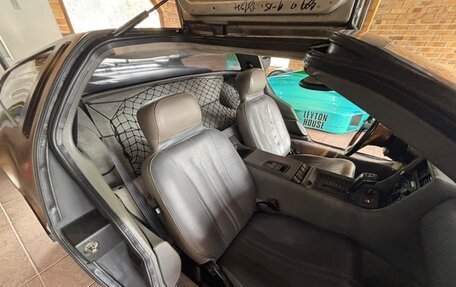 DeLorean DMC-12, 1982 год, 8 000 000 рублей, 9 фотография