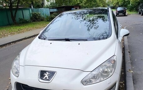 Peugeot 308 II, 2011 год, 450 000 рублей, 2 фотография