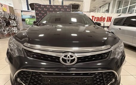 Toyota Camry, 2017 год, 2 600 000 рублей, 12 фотография